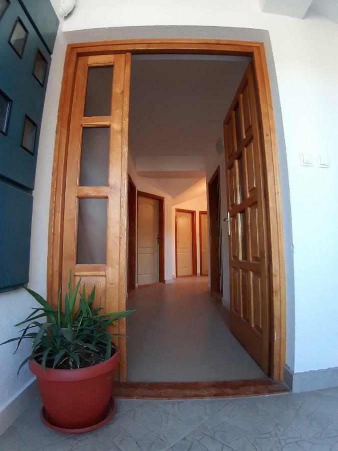Hotel Smjestaj Mm Trebinje Esterno foto